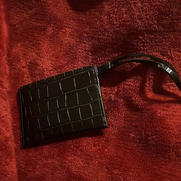 DKNY Black Croc Gramacey Card Holder - Picture 5 of 9